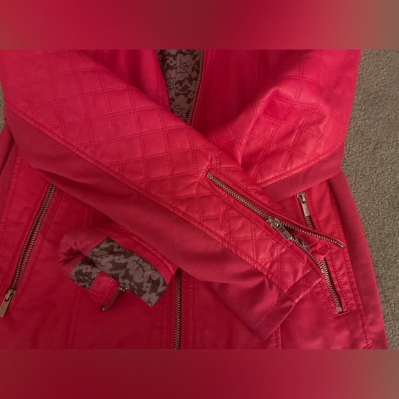 black rivet leather jacket - Picture 2 of 3